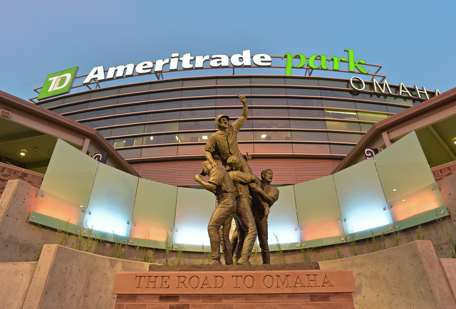 College World Series: Oregon State rallies late to send North Carolina packing