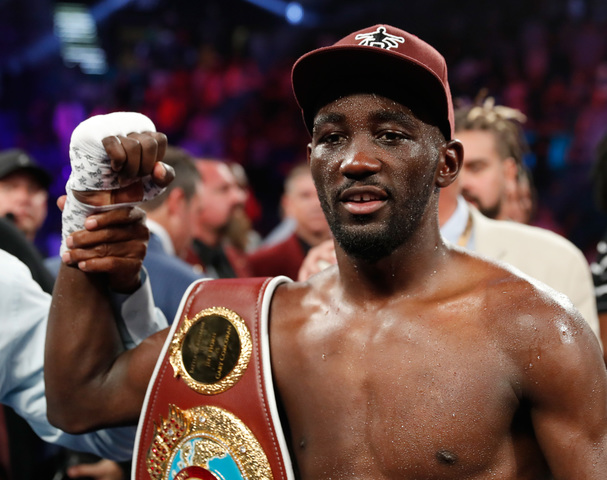 Crawford beats Horn to win welterweight title